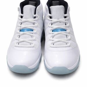 Jordan 11 Legend Blue